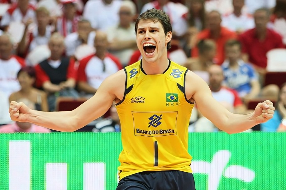 vận động viên bóng chuyền